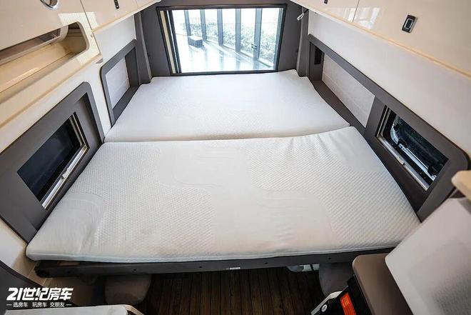 B型房车全能利器大驰房车大腕200F开元棋牌2598万起的“堆料王”！(图5)