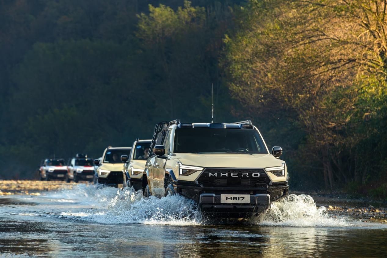 Hero版原厂改装野出你的专属范儿开元ky棋牌拒绝汽配风！猛士M817(图2)