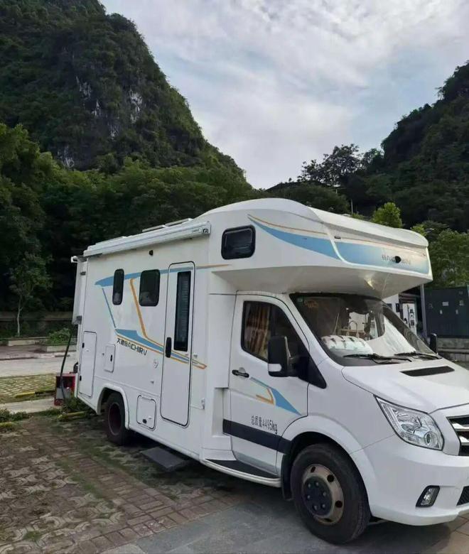 房我们把房车改成移动的家开元棋牌网站不买房不租(图7)